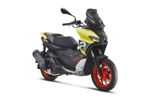 APRILIA SR GT 125 SPORT